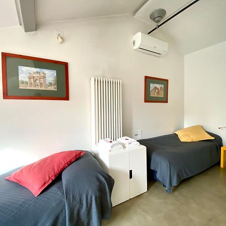 Apartamento Loft Sant Ambrogio With Terrance Milán Exterior foto